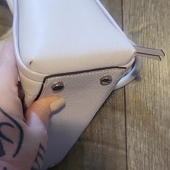 MK CARINE satchel - Picture 7 of 8